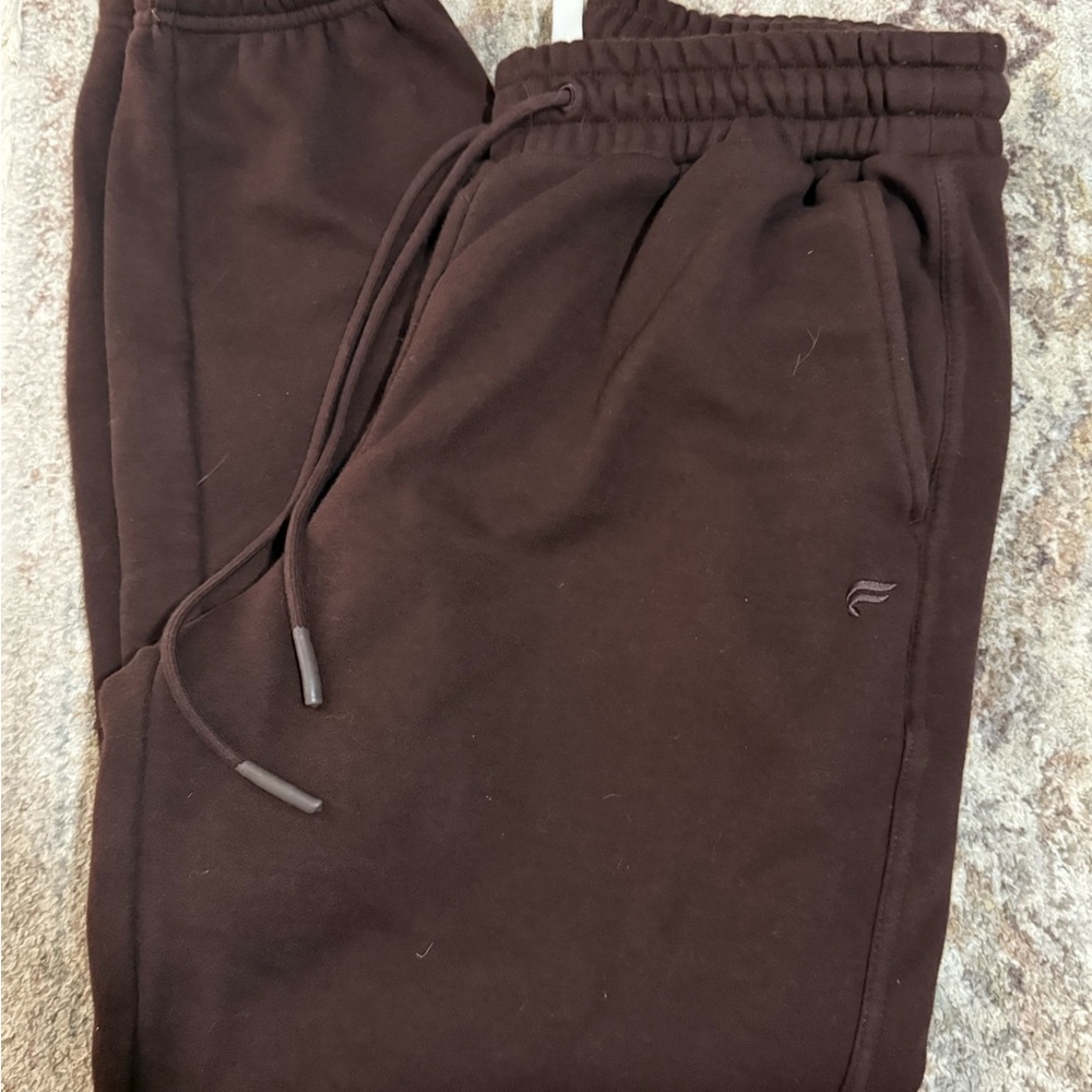 Women’s Fabletics Sweats Brown